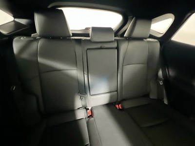 2024 Toyota Venza - Photo 29