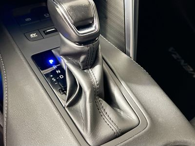 2024 Toyota Venza - Photo 21