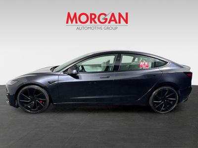 2024 Tesla Model 3 - Photo 6