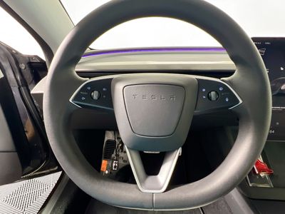 2024 Tesla Model 3 - Photo 15