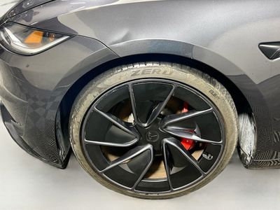 2024 Tesla Model 3 - Photo 11