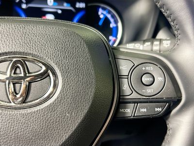 2025 Toyota RAV4 Hybrid - Photo 17