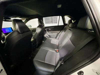 2025 Toyota RAV4 Hybrid - Photo 25