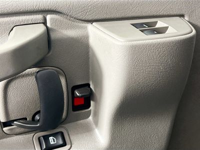 2021 Chevrolet Express 2500 - Photo 13