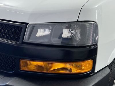 2021 Chevrolet Express 2500 - Photo 9