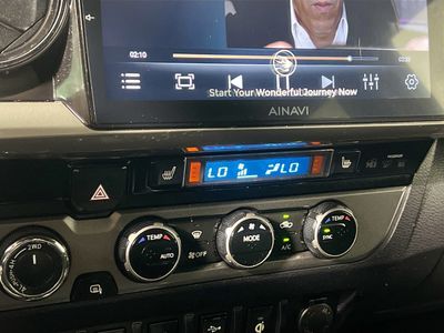 2016 Toyota Tacoma - Photo 23