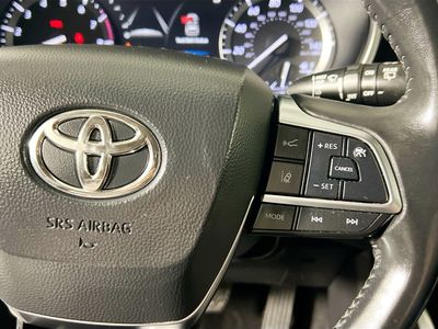 2021 Toyota Highlander - Photo 17