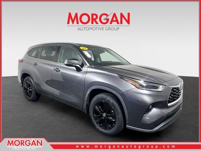 2021 Toyota Highlander - Photo 1
