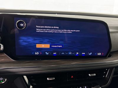 2025 Chevrolet Suburban - Photo 24