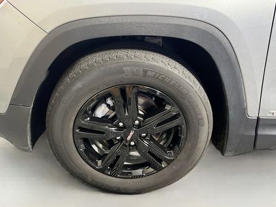2024 GMC Terrain - Photo 11