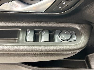 2024 GMC Terrain - Photo 13