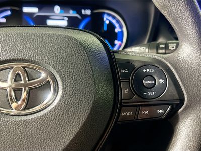 2024 Toyota RAV4 Hybrid - Photo 17