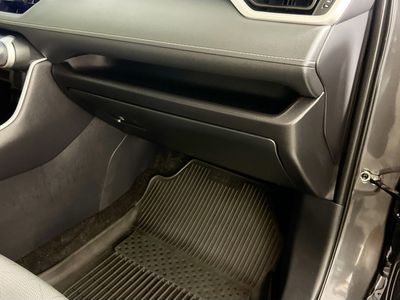 2024 Toyota RAV4 Hybrid - Photo 31