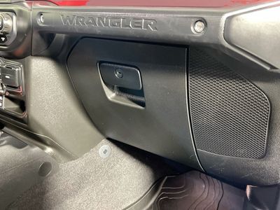 2021 Jeep Wrangler - Photo 31