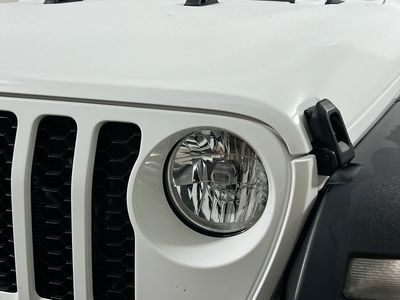 2024 Jeep Wrangler - Photo 8