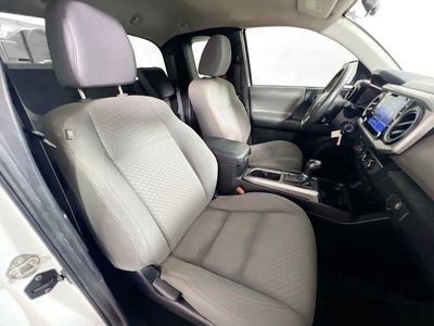 2020 Toyota Tacoma - Photo 26