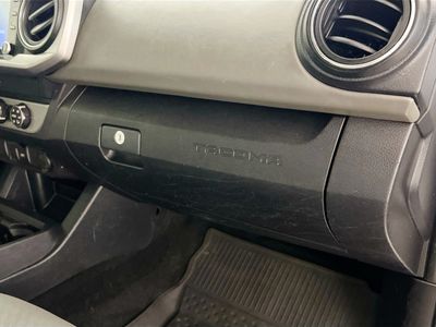 2020 Toyota Tacoma - Photo 30