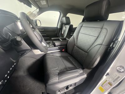2024 Toyota Tundra - Photo 12
