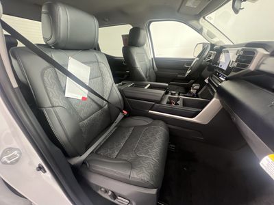 2024 Toyota Tundra - Photo 28