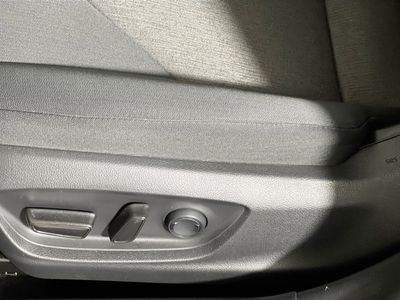 2022 Toyota Camry - Photo 13