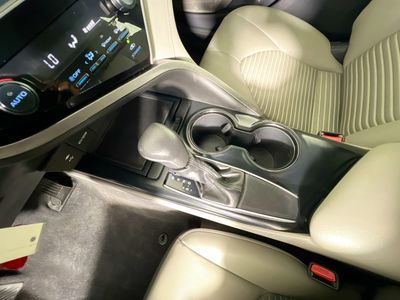 2018 Toyota Camry - Photo 21