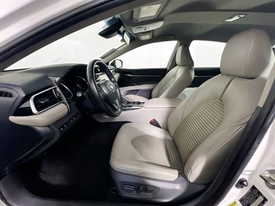 2018 Toyota Camry - Photo 12