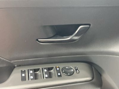2025 Hyundai Kona - Photo 14