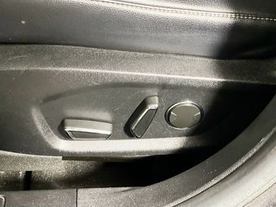 2020 Ford Fusion - Photo 13