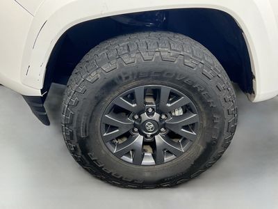 2023 Toyota Tacoma - Photo 11