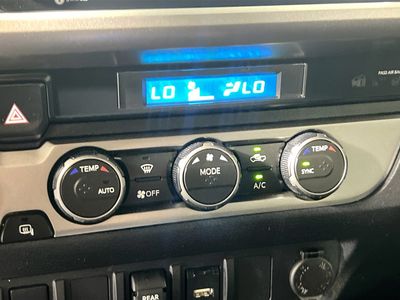 2023 Toyota Tacoma - Photo 23