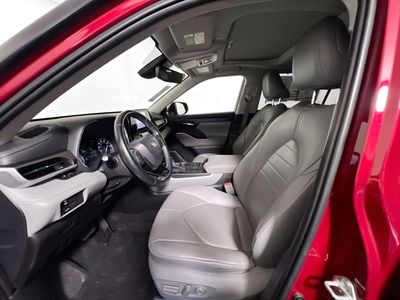 2020 Toyota Highlander - Photo 12