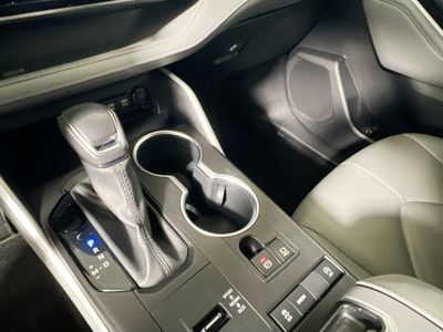 2020 Toyota Highlander - Photo 22