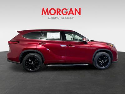 2020 Toyota Highlander - Photo 2