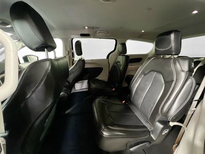 2023 Chrysler Pacifica - Photo 25