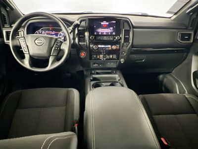 2023 Nissan Titan - Photo 26