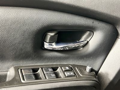 2023 Nissan Titan - Photo 14