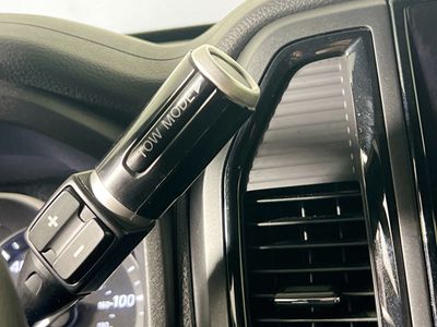 2023 Nissan Titan - Photo 21