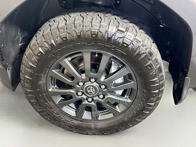 2024 Toyota Land Cruiser - Photo 11