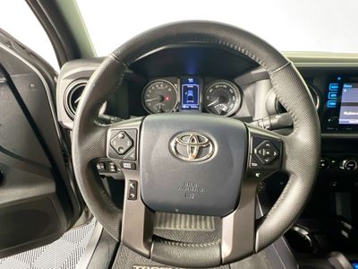 2017 Toyota Tacoma - Photo 14