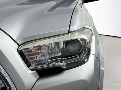 2017 Toyota Tacoma - Photo 9
