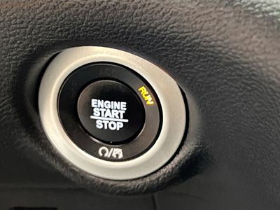 2025 Chrysler Pacifica - Photo 20