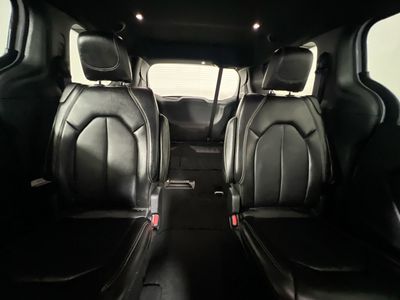 2025 Chrysler Pacifica - Photo 29