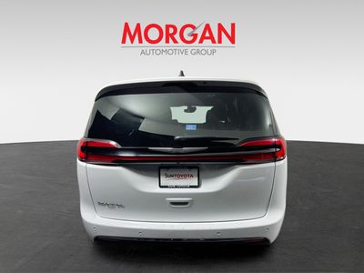 2025 Chrysler Pacifica - Photo 4