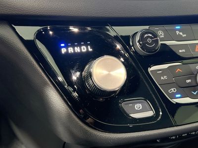 2025 Chrysler Pacifica - Photo 21