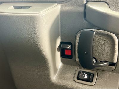 2019 Chevrolet Express 2500 - Photo 26