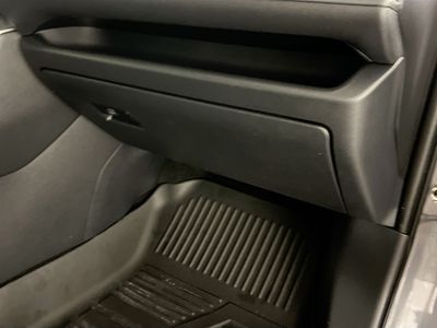 2024 Toyota RAV4 Hybrid - Photo 30