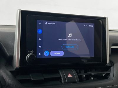 2024 Toyota RAV4 Hybrid - Photo 23
