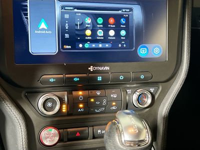 2020 Ford Mustang - Photo 23