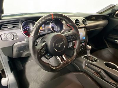 2020 Ford Mustang - Photo 26