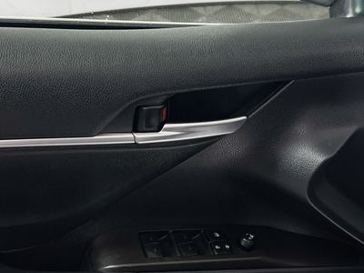 2021 Toyota Camry - Photo 14
